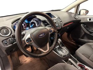 Ford Fiesta bild 8