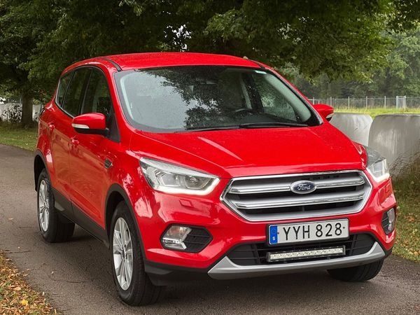 Ford Kuga 1.5 TDCi Powershift Titanium, Svensksåld, Ny servad. - 2018
