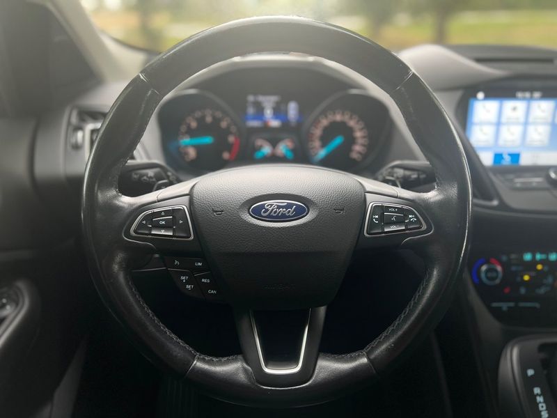 Ford Kuga bild 15