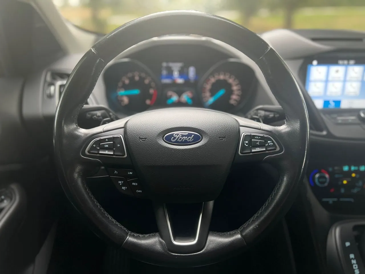 Vehicle image 14