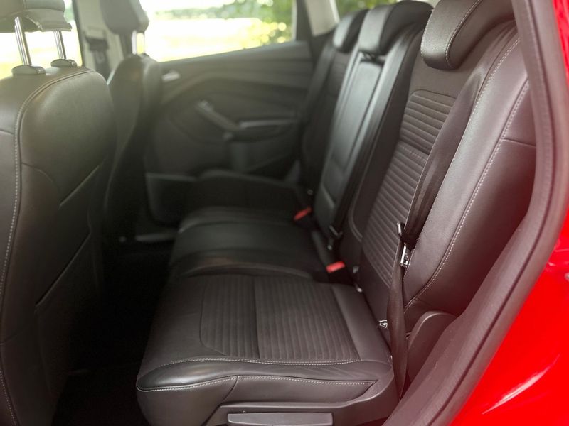 Ford Kuga bild 14