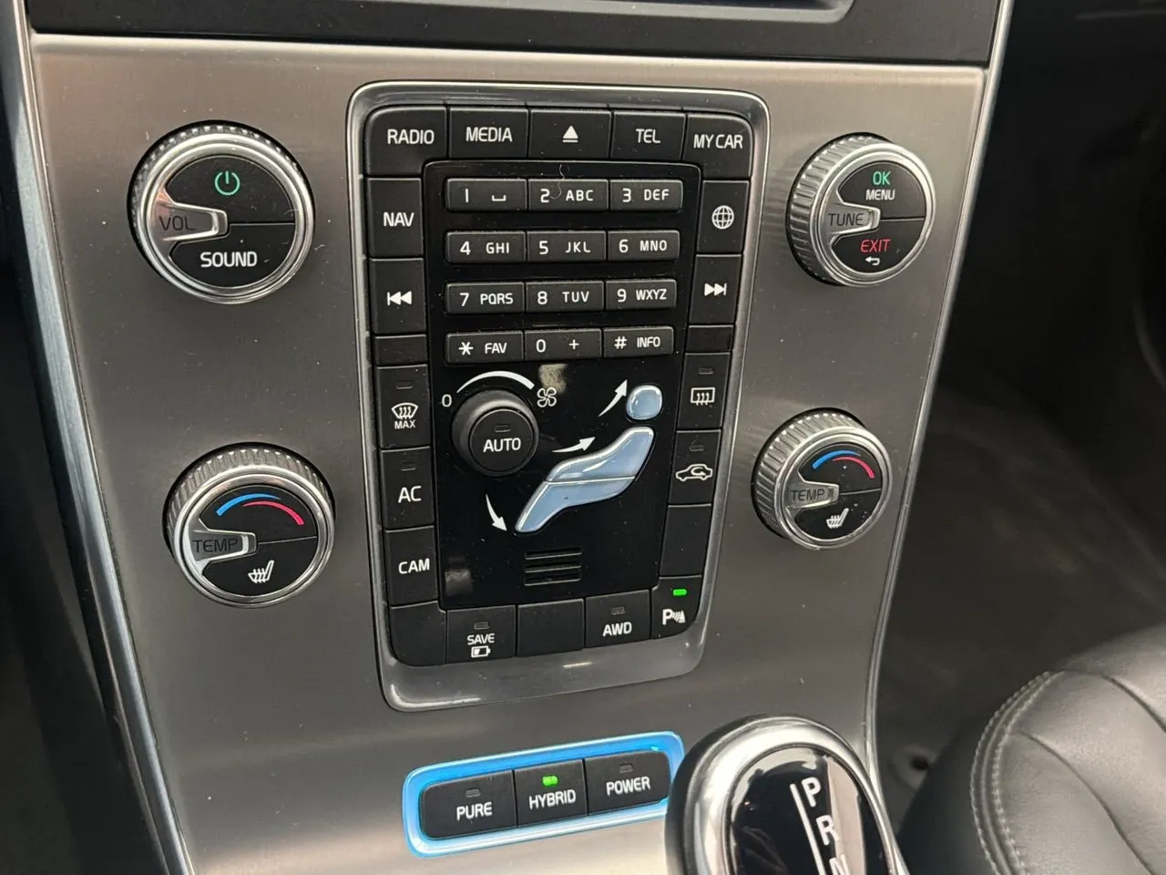 Vehicle image 21