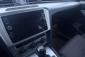 Volkswagen Passat bild 19