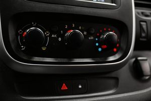 Nissan NV300 bild 21