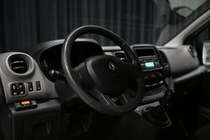 Renault Trafic bild 17