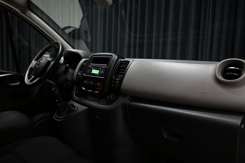 Renault Trafic bild 25