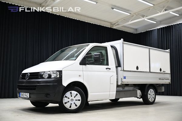 Volkswagen Transporter 140HK Flak|Långkåpa|Drag|Värmare|EnÄgare|Nykamrem|Moms - 2015