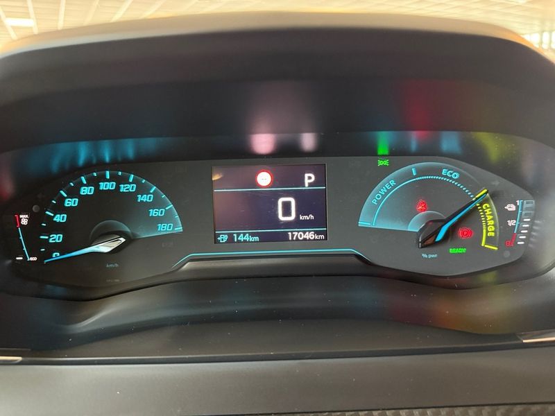 Peugeot e-208 bild 13