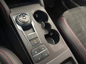 Ford Kuga bild 23