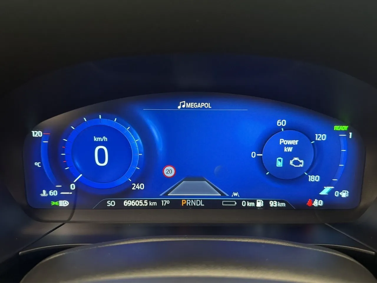 Vehicle image 15