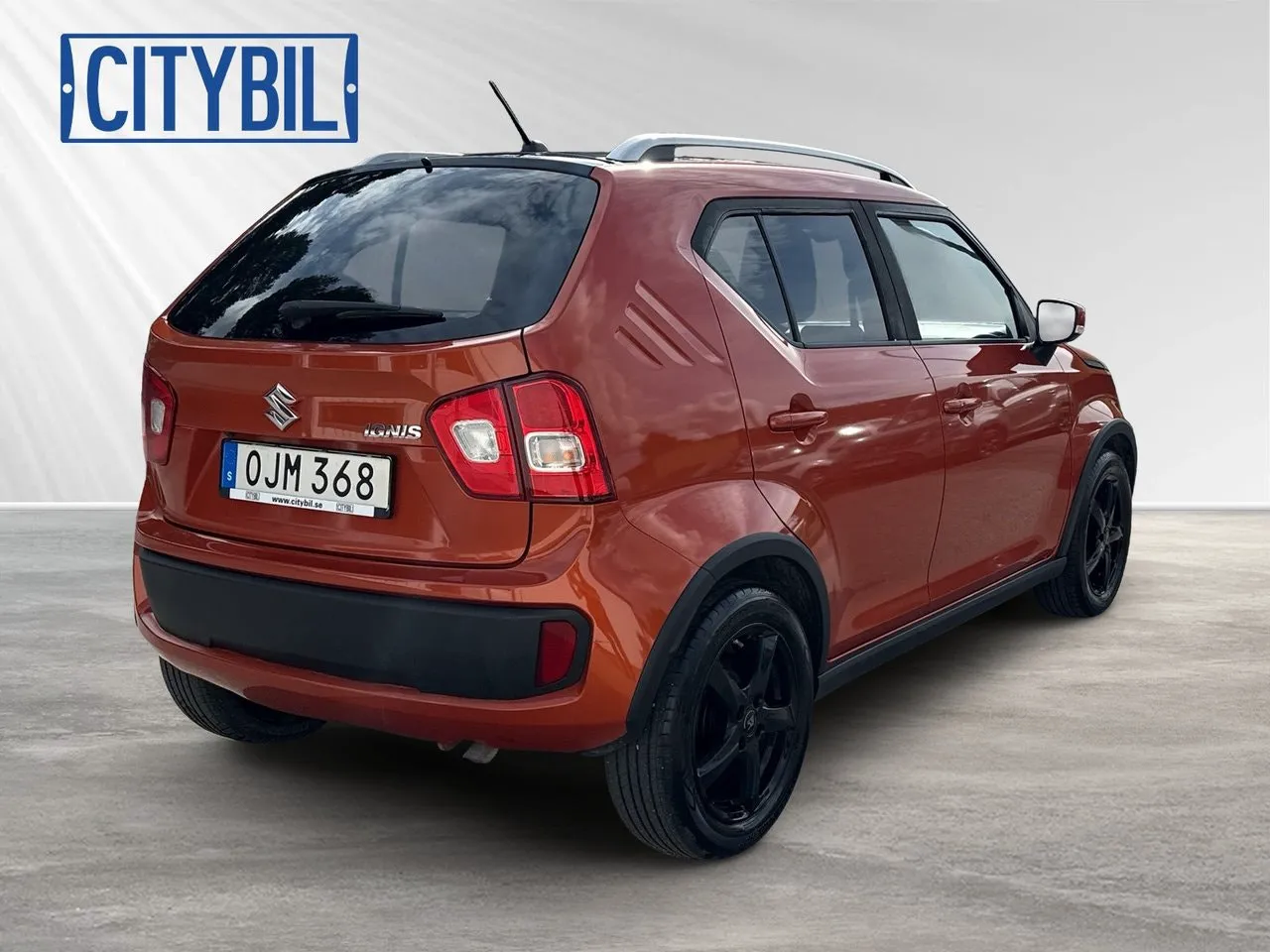 Vehicle image 5