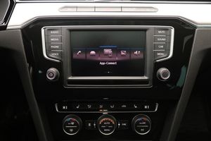 Volkswagen Passat bild 16