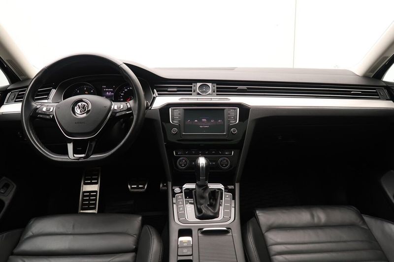 Volkswagen Passat bild 13