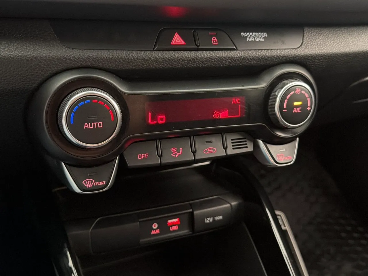Vehicle image 22