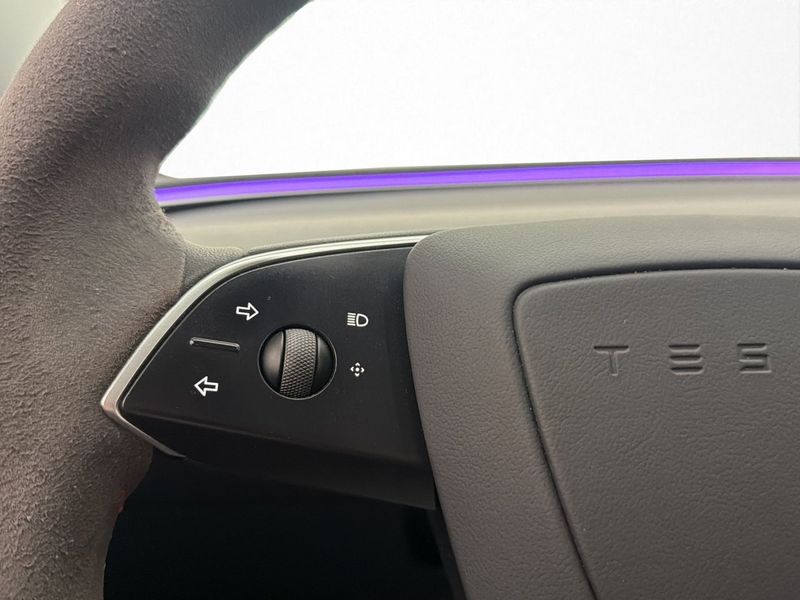Tesla Model 3 bild 17