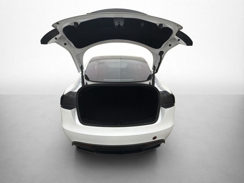 Tesla Model 3 bild 9