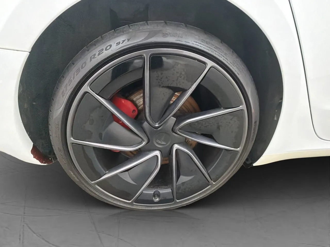 Vehicle image 30