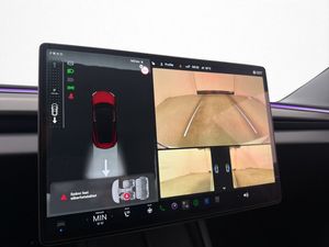 Tesla Model 3 bild 19