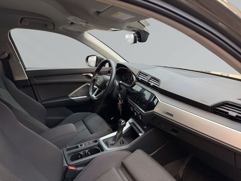 Audi Q3 bild 6