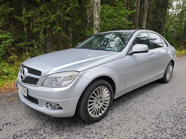 Mercedes C200 Kompressor 5G-Tronic Avantgarde Euro 5 - 2008