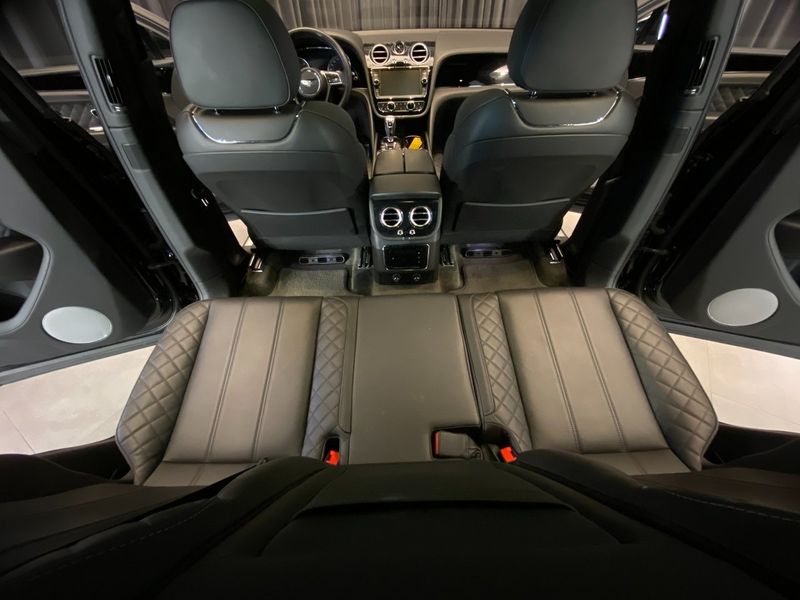 Bentley Bentayga bild 35