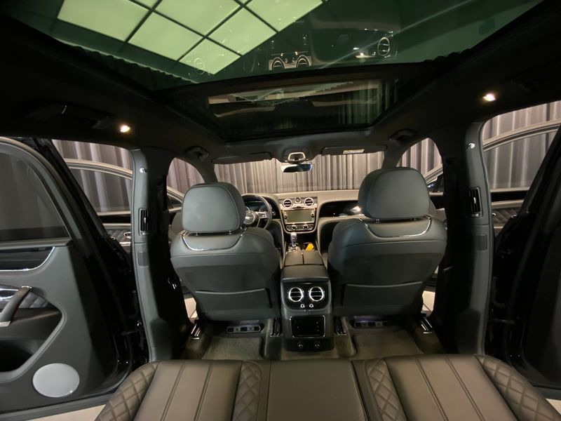 Bentley Bentayga bild 36