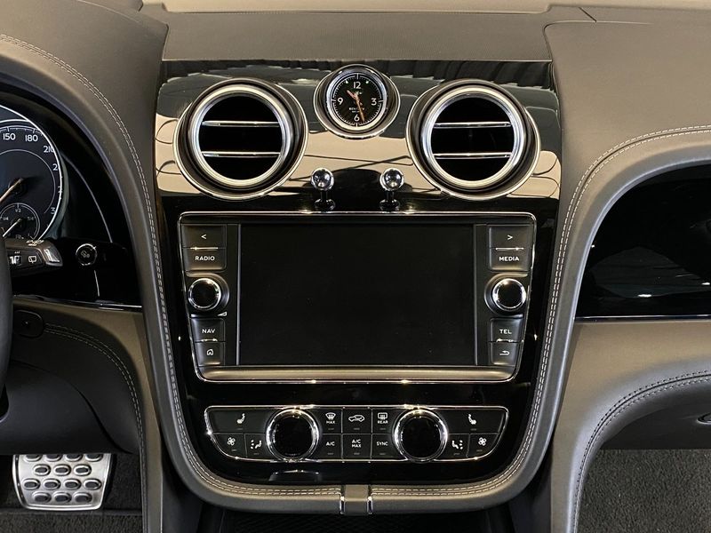 Bentley Bentayga bild 13