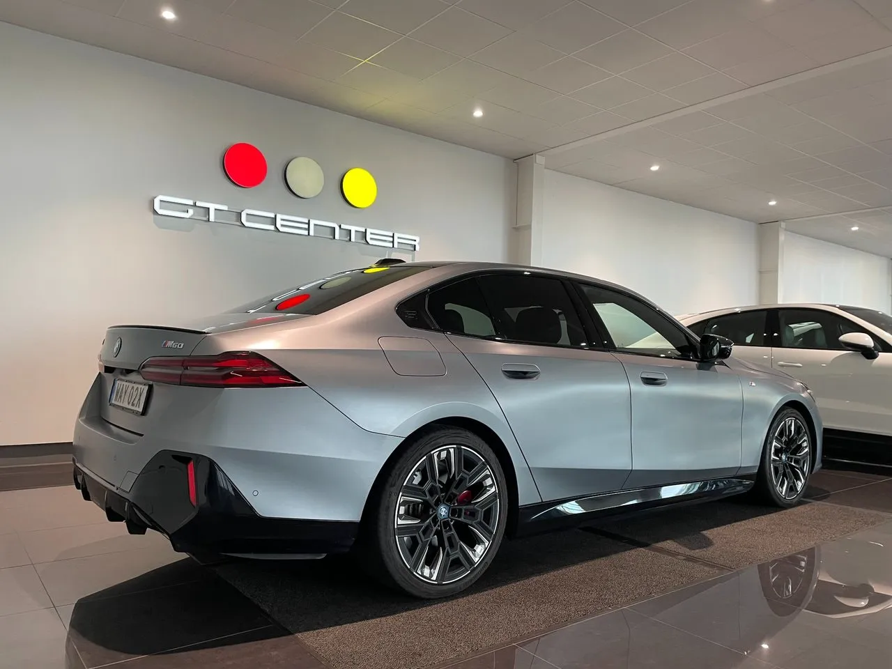 Vehicle image 8