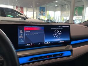BMW i5 bild 17