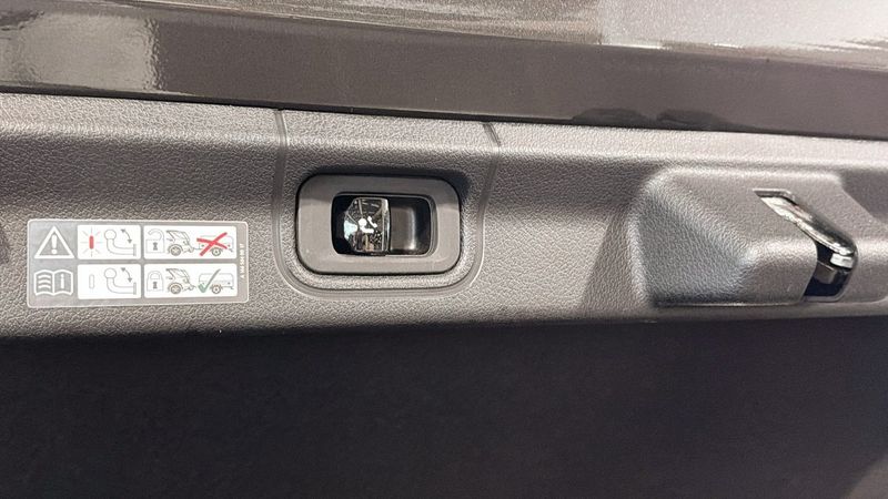 Mercedes EQE350 bild 6