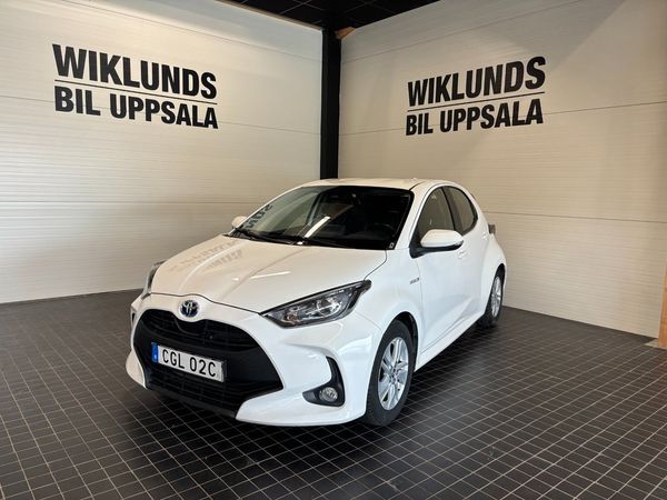 Toyota Yaris Hybrid CVT Active 116hk Backkamera Farthållare SoV - 2020