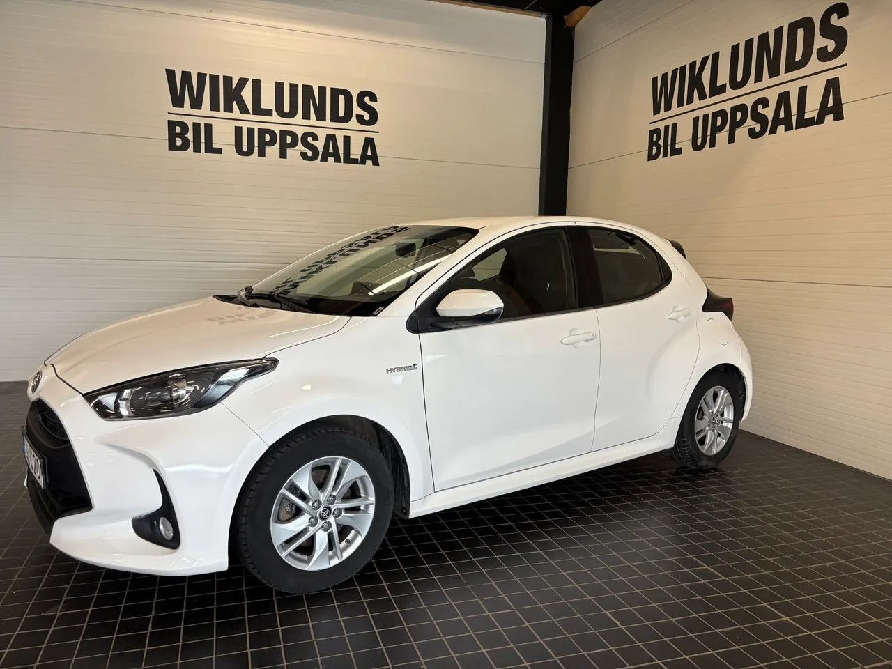 Vehicle image 1