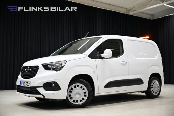 Opel Combo 1.5 BlueHDi 102HK LaunchEdition|Inredd|GPS|Dragkrok - 2019