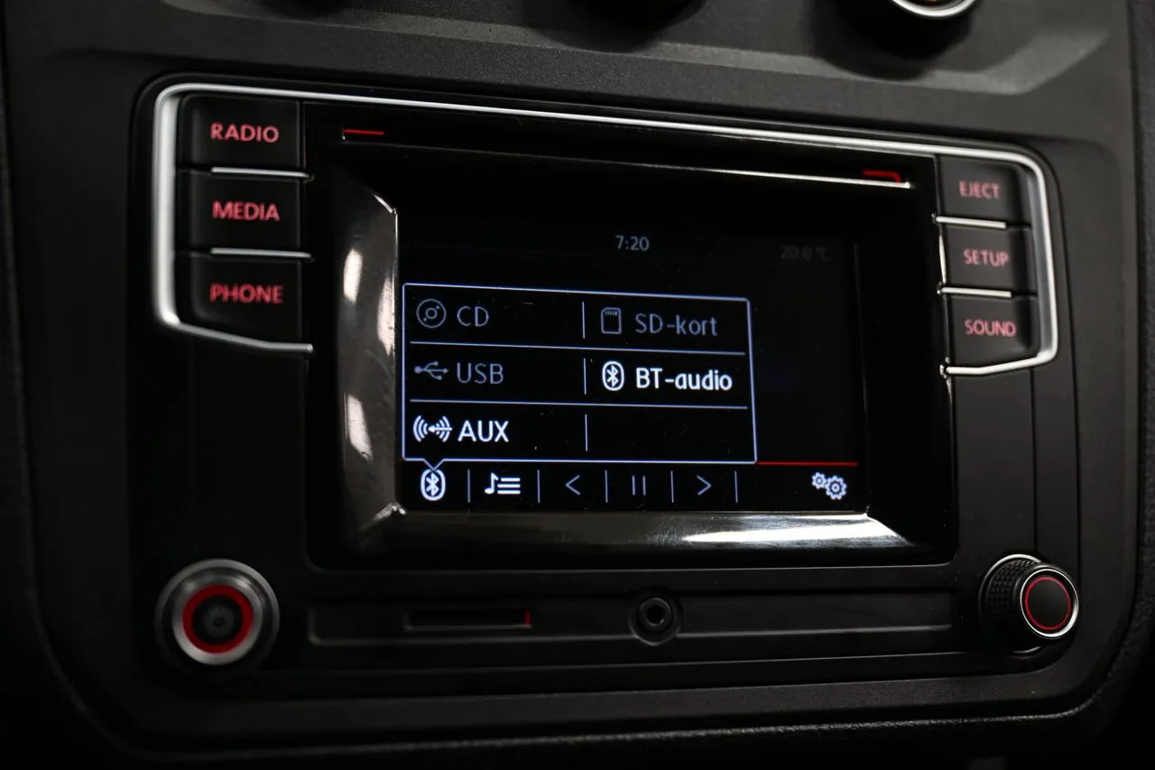 Vehicle image 22