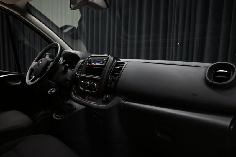 Renault Trafic bild 24
