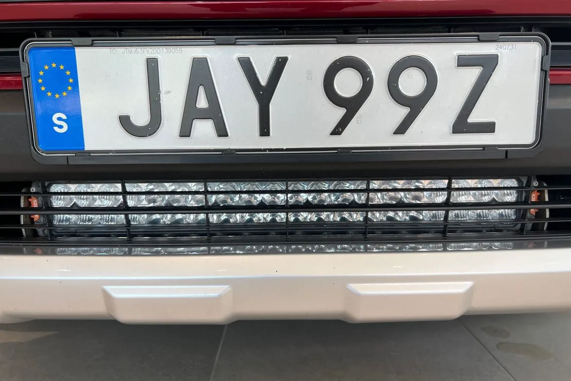 Vehicle image 20