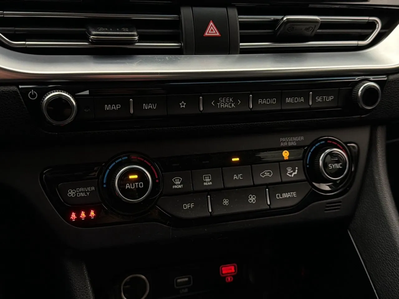 Vehicle image 24