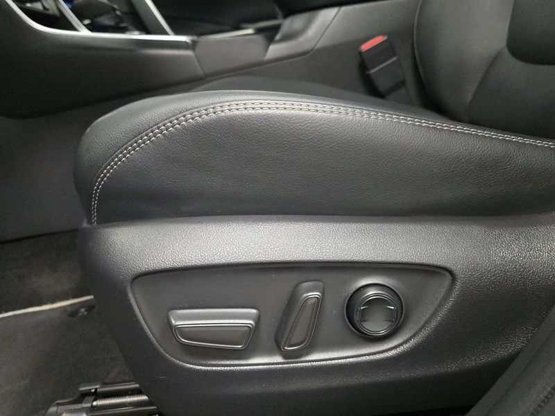 Toyota RAV4 bild 23