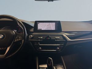 BMW 520 bild 11