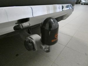 Mercedes GLC300 bild 9