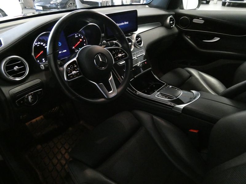Mercedes GLC300 bild 16