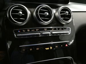 Mercedes GLC300 bild 22