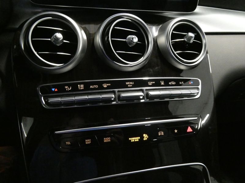 Mercedes GLC300 bild 22