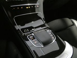Mercedes GLC300 bild 21