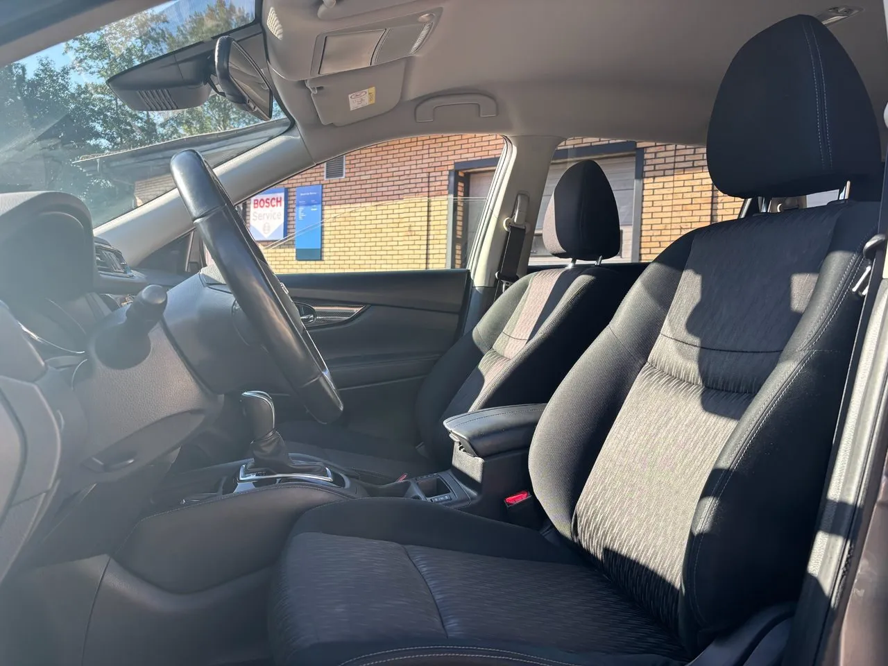 Vehicle image 18