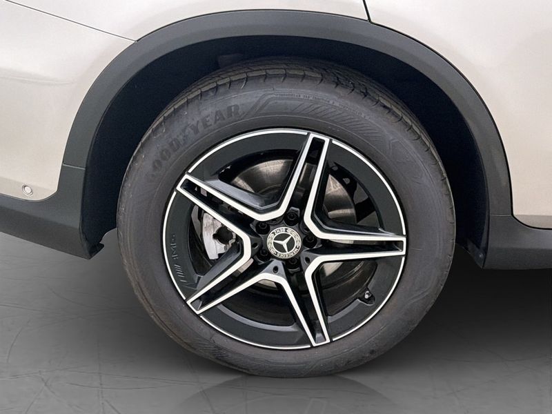 Mercedes GLC200 bild 37