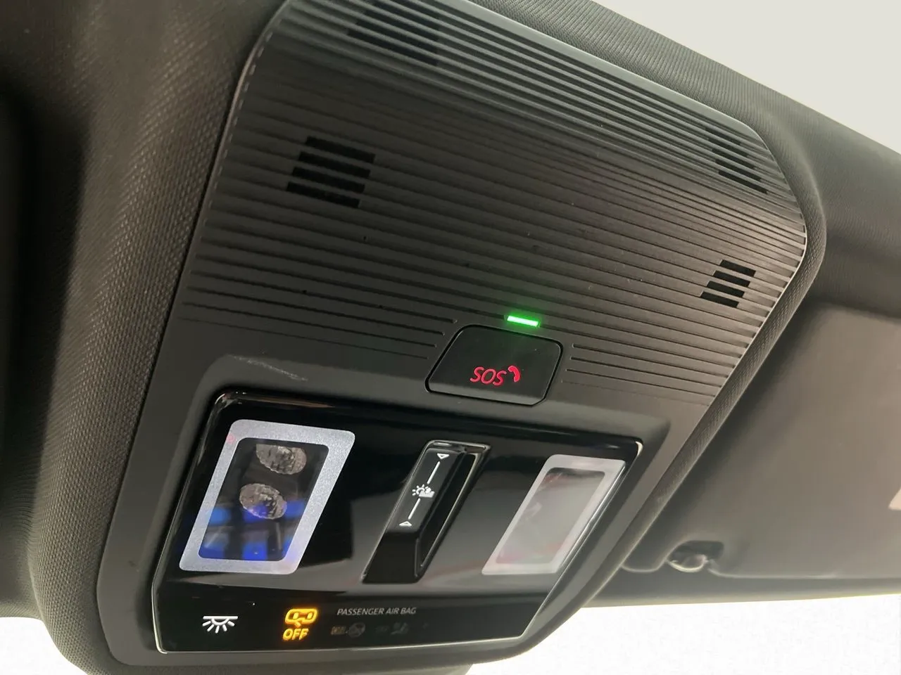 Vehicle image 35