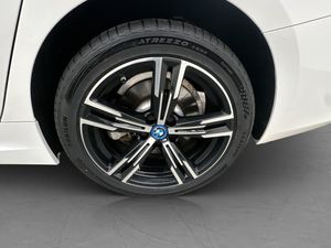 BMW 330 bild 32