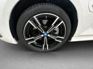 BMW 330 bild 31