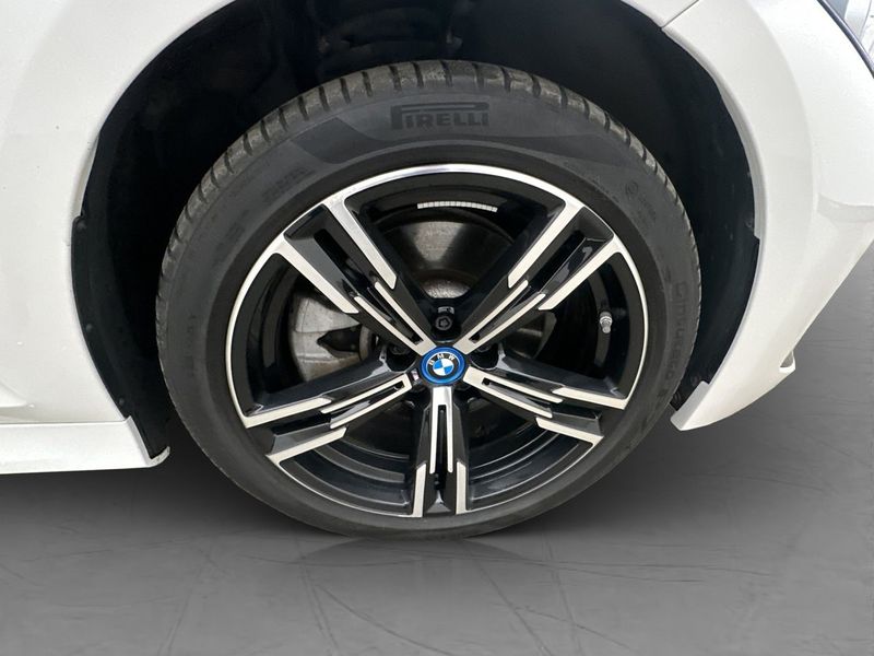 BMW 330 bild 34